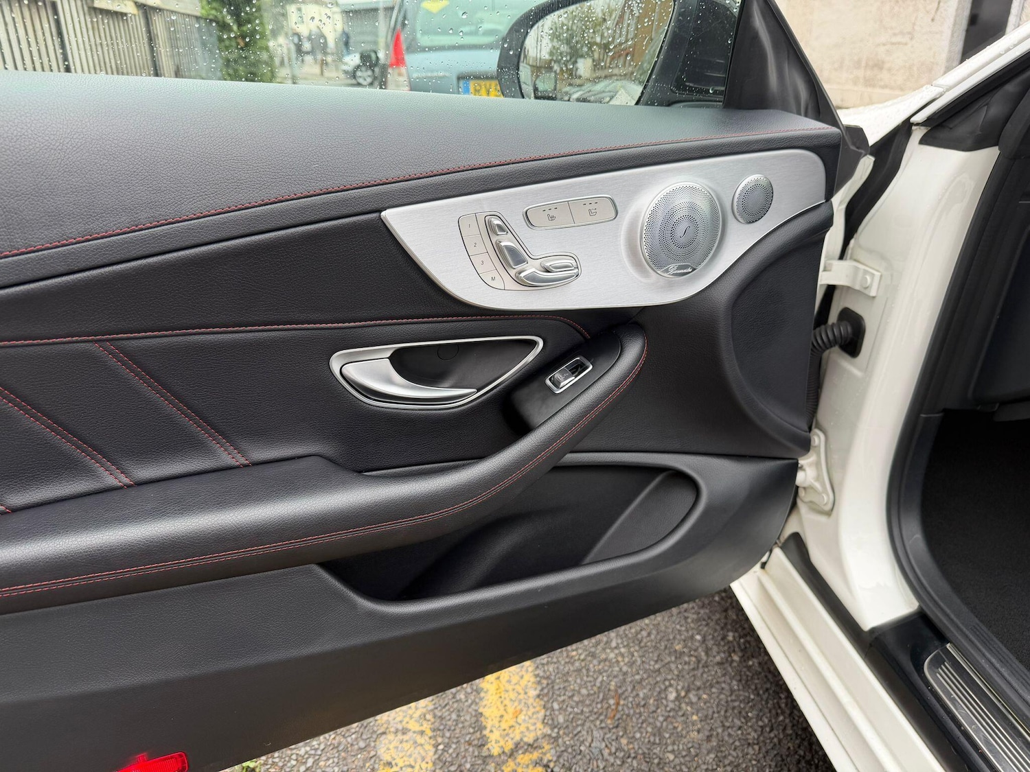 Used Mercedes-Benz C Class 2018 for sale - 76608443: Photo 17