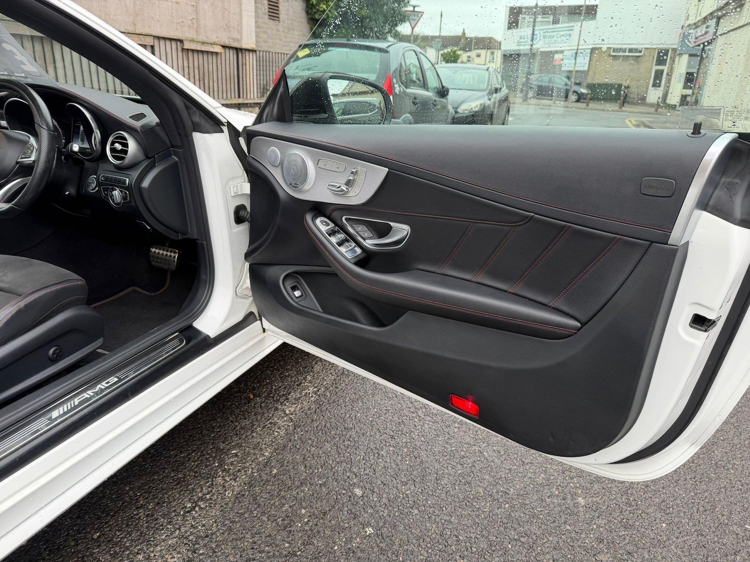 Used Mercedes-Benz C Class 2018 for sale - 76608443: Photo 6