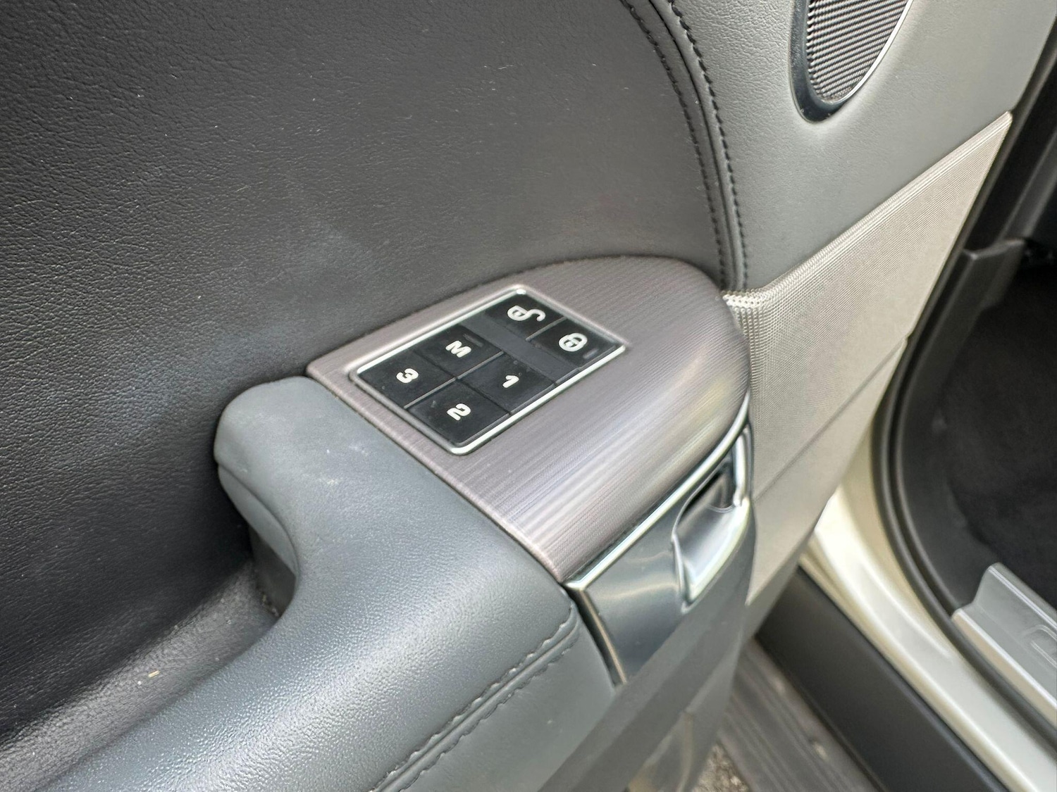 Used Land Rover Range Rover Sport 2014 for sale - 76138386: Photo 24