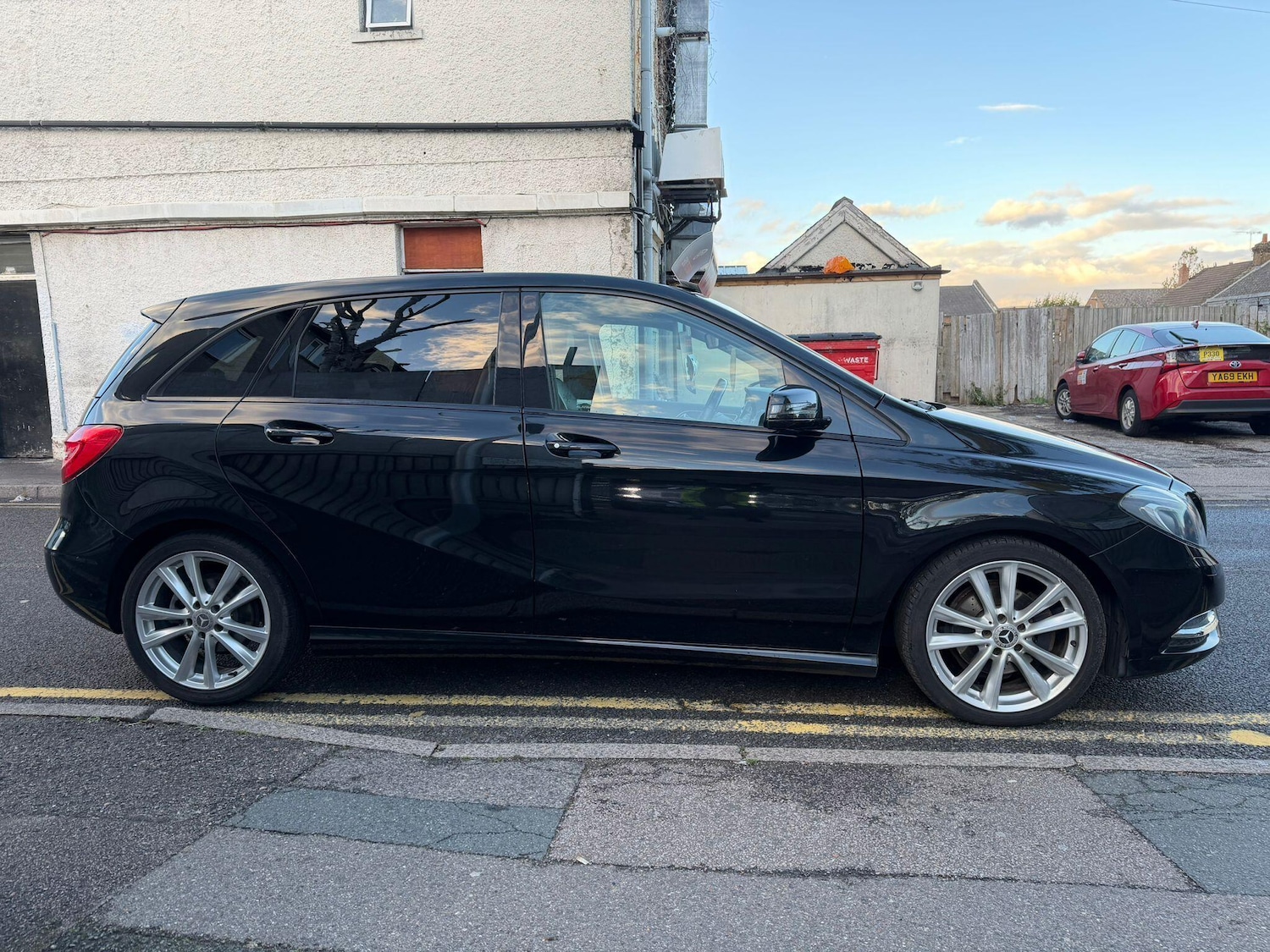 Used Mercedes-Benz B Class 2013 for sale - 76432663: Photo 13
