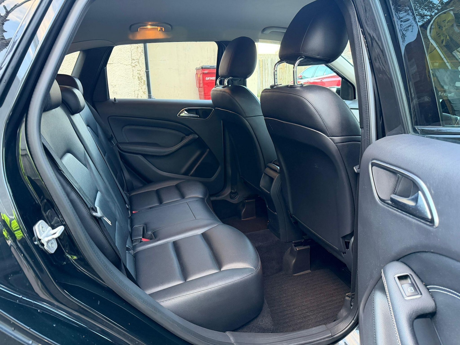 Used Mercedes-Benz B Class 2013 for sale - 76432663: Photo 23