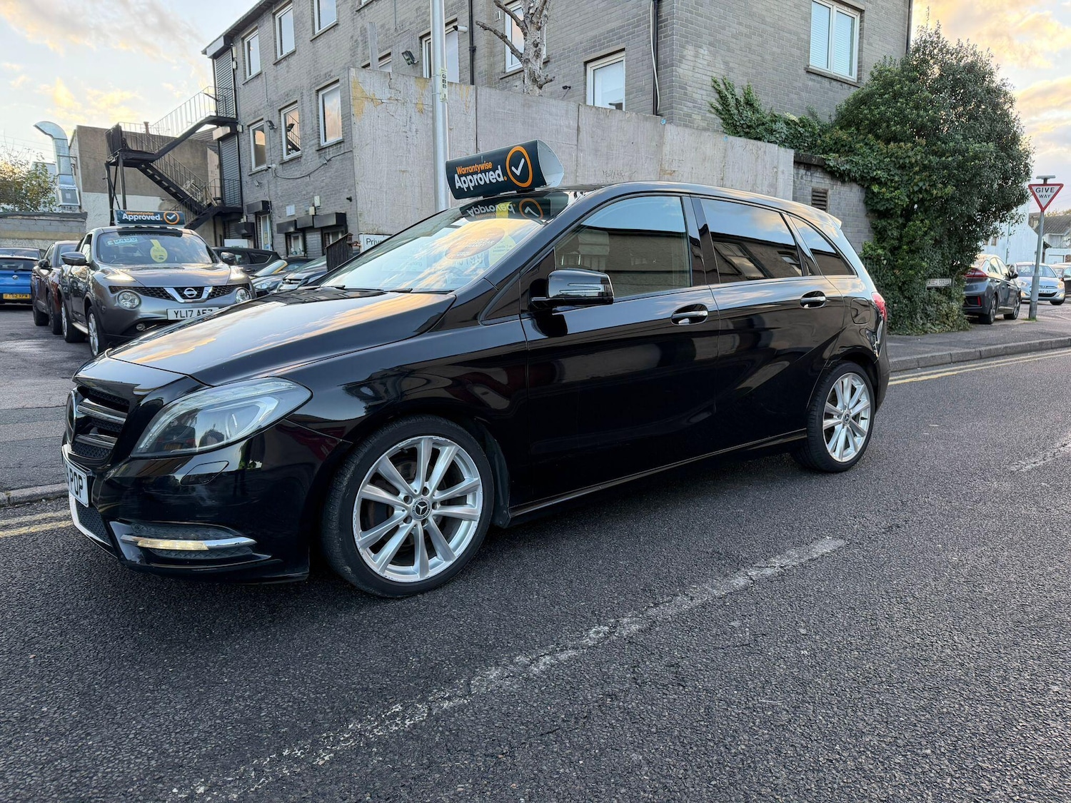 Used Mercedes-Benz B Class 2013 for sale - 76432663: Photo 8