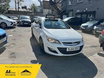 Vauxhall - Astra