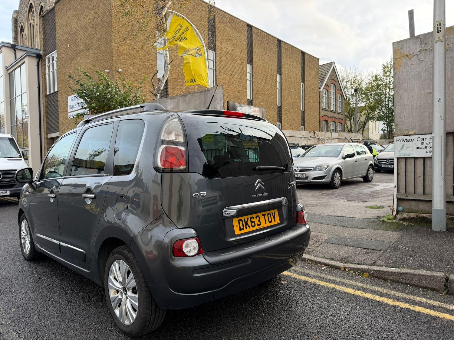Used Citroen C3 Picasso 2013 for sale - 76584970: Photo 11