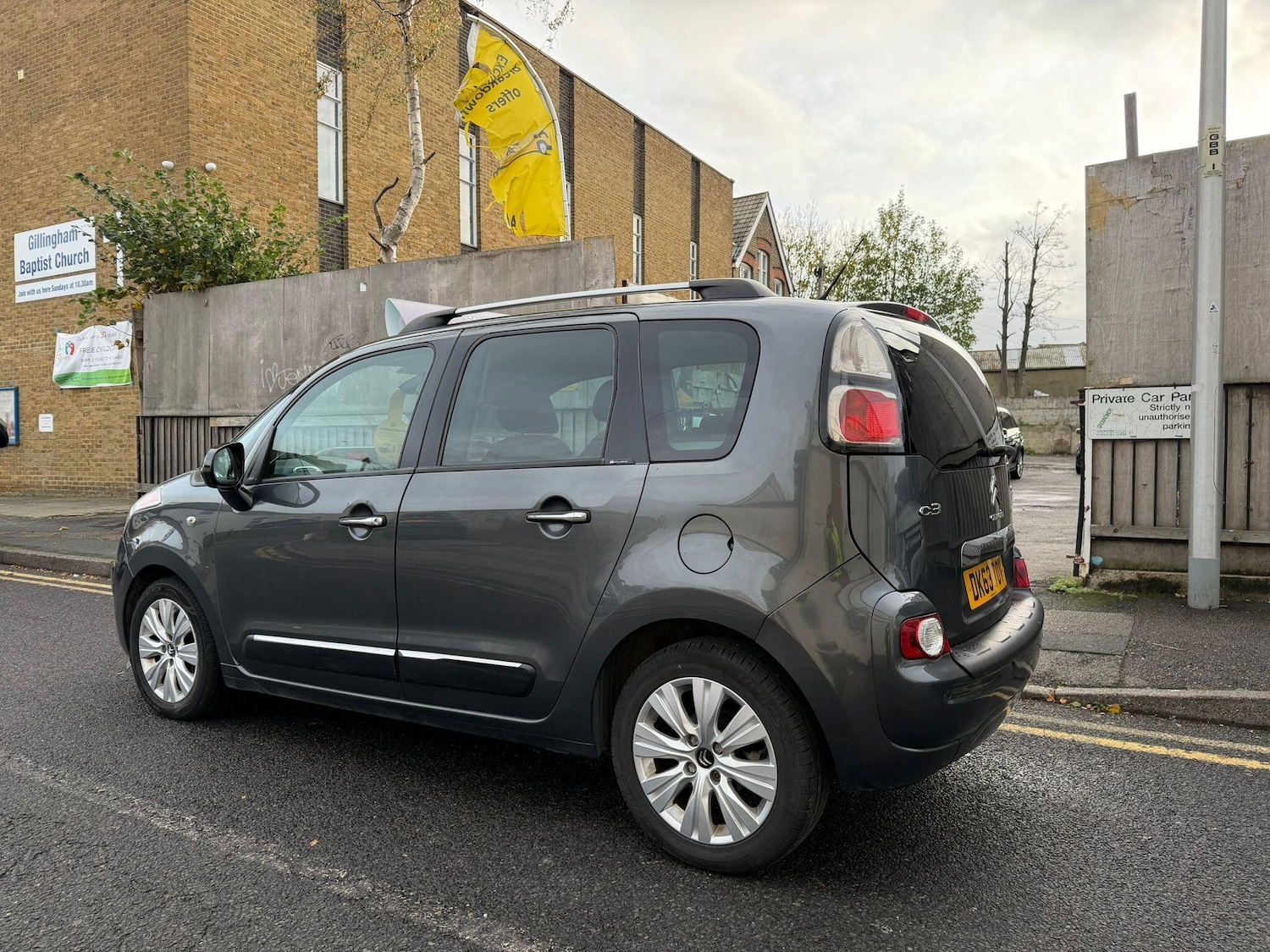 Used Citroen C3 Picasso 2013 for sale - 76584970: Photo 12