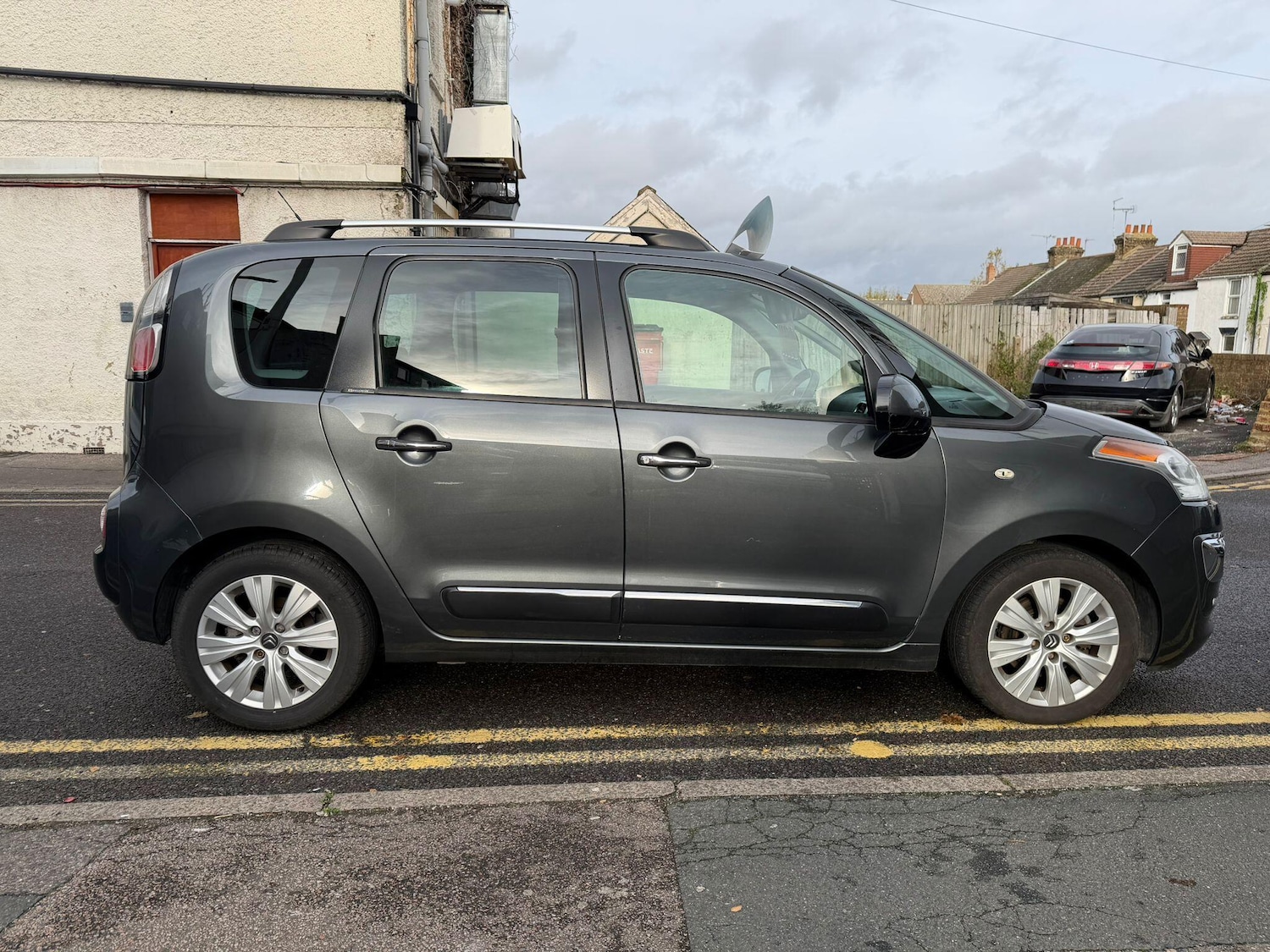 Used Citroen C3 Picasso 2013 for sale - 76584970: Photo 17
