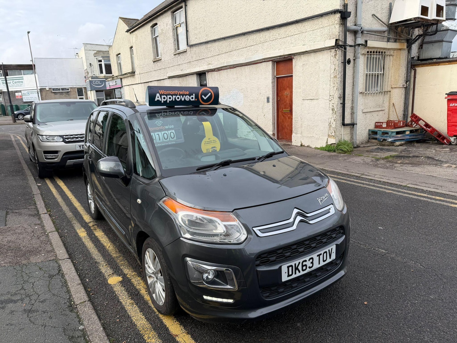 Used Citroen C3 Picasso 2013 for sale - 76584970: Photo 2