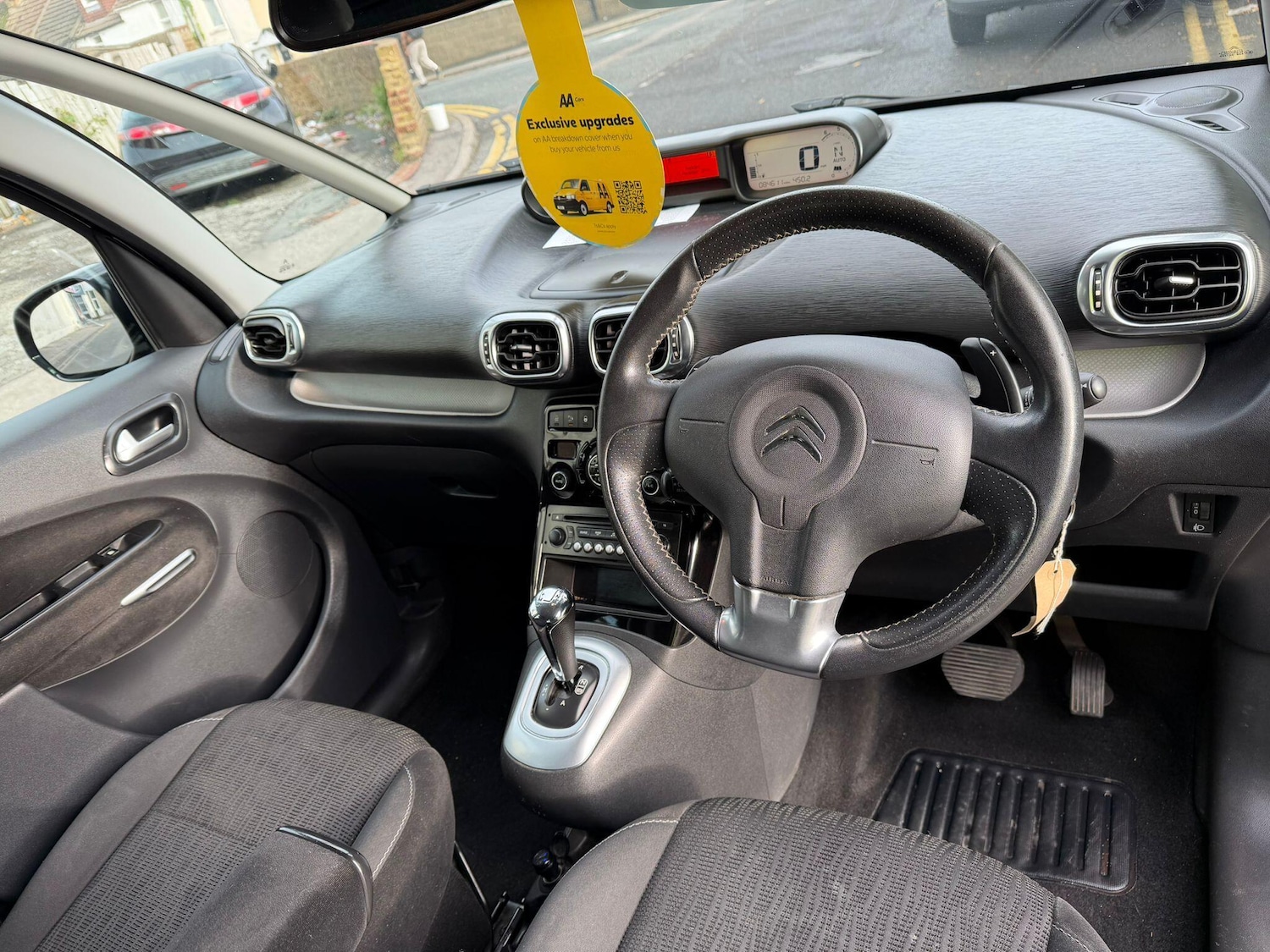 Used Citroen C3 Picasso 2013 for sale - 76584970: Photo 20