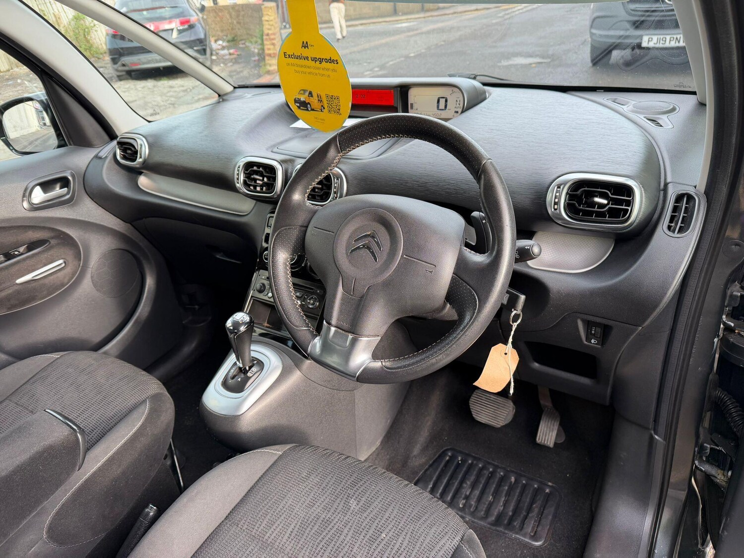 Used Citroen C3 Picasso 2013 for sale - 76584970: Photo 21