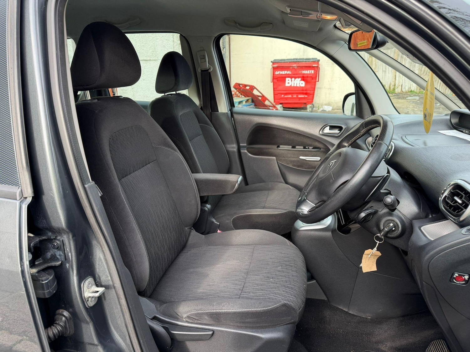 Used Citroen C3 Picasso 2013 for sale - 76584970: Photo 23