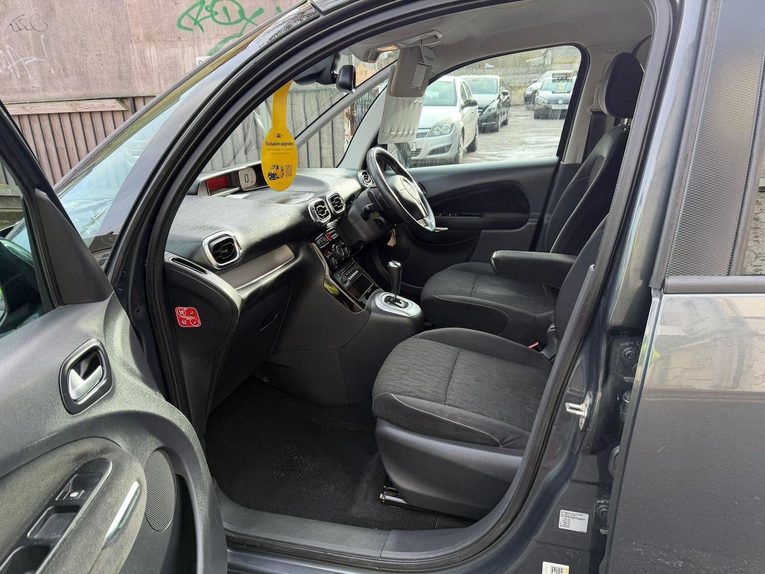 Used Citroen C3 Picasso 2013 for sale - 76584970: Photo 30