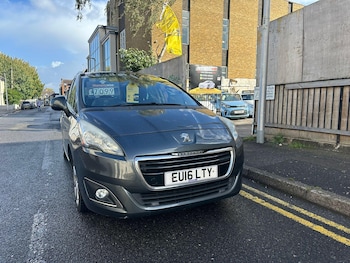 Used Peugeot 5008 2016 for sale - 75977748: Photo