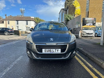 Used Peugeot 5008 2016 for sale - 75977748: Photo