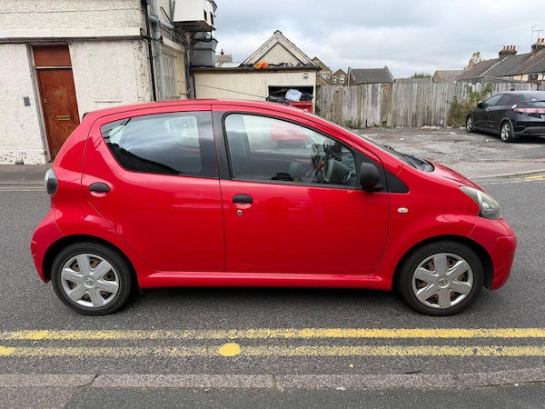 Used Toyota AYGO 2009 for sale - 76215326: Photo 16