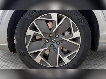 Used Genesis GV70 2026 for sale - 78732372: Photo