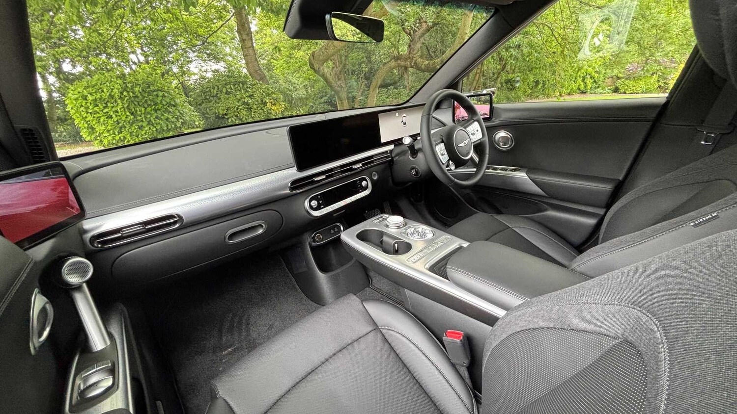 Used Genesis GV60 2025 for sale - 77858799: Photo 14