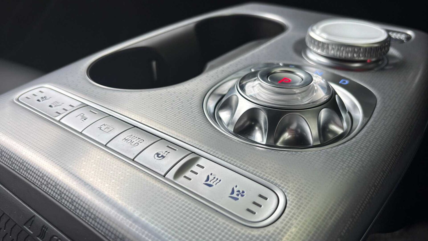 Used Genesis GV60 2025 for sale - 77858799: Photo 30