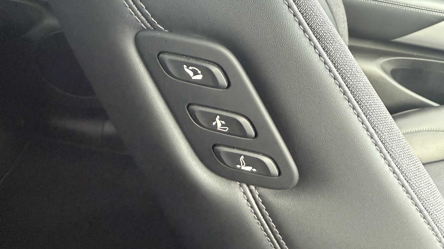 Used Genesis GV60 2024 for sale - 77862508: Photo 19