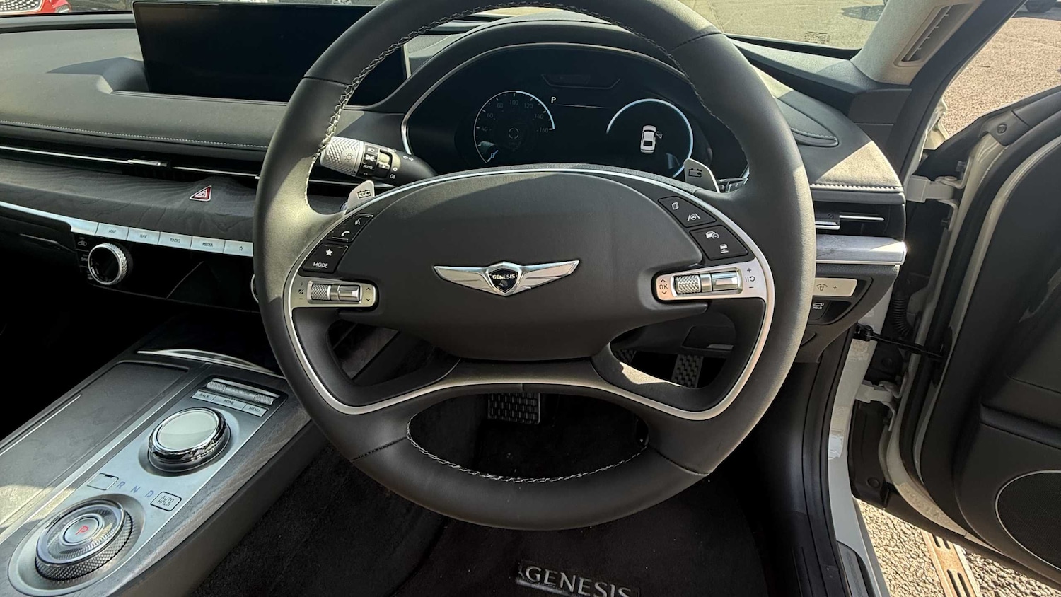 Used Genesis GV60 2026 for sale - 78173526: Photo 11