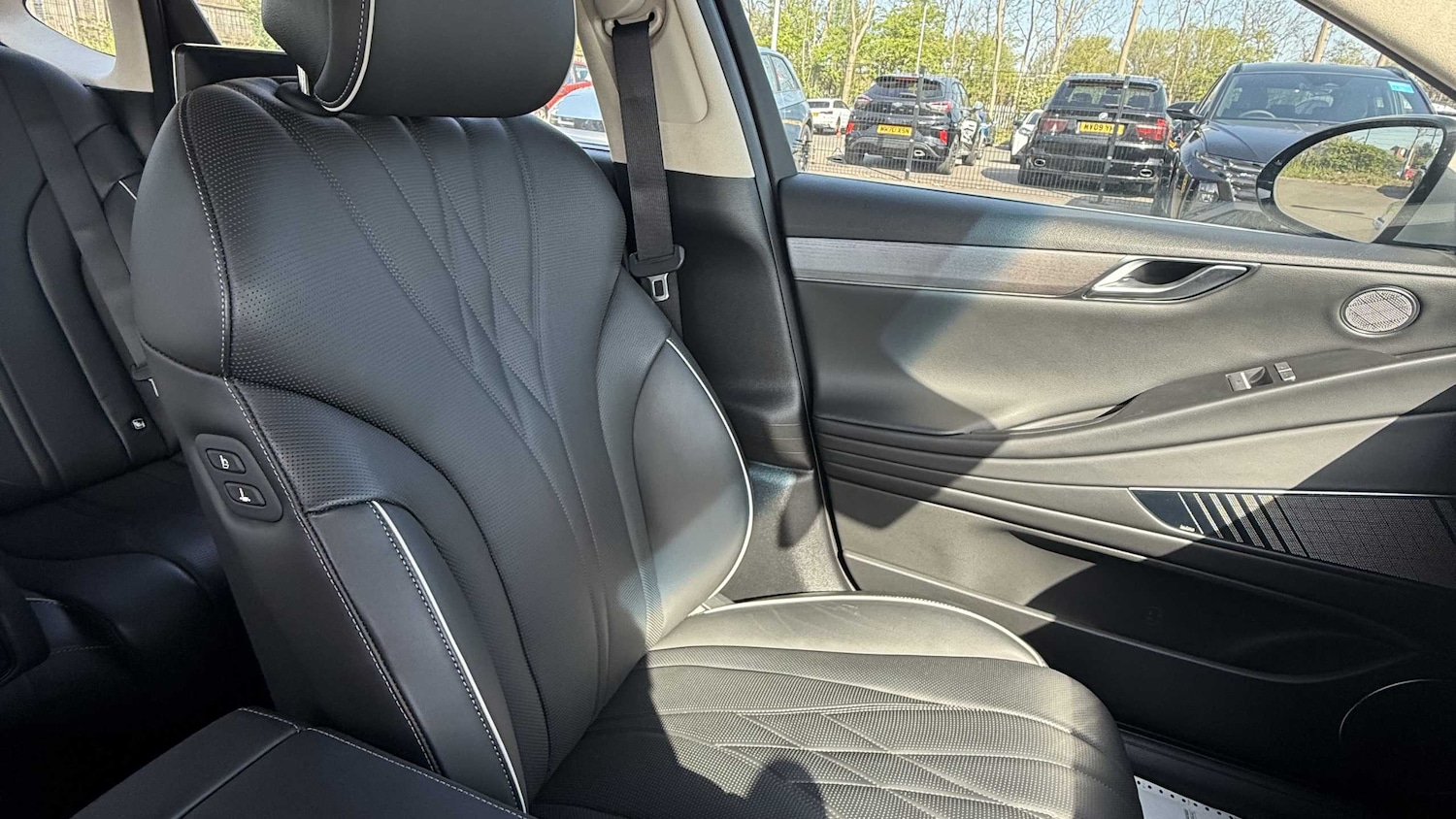 Used Genesis GV60 2026 for sale - 78173526: Photo 18