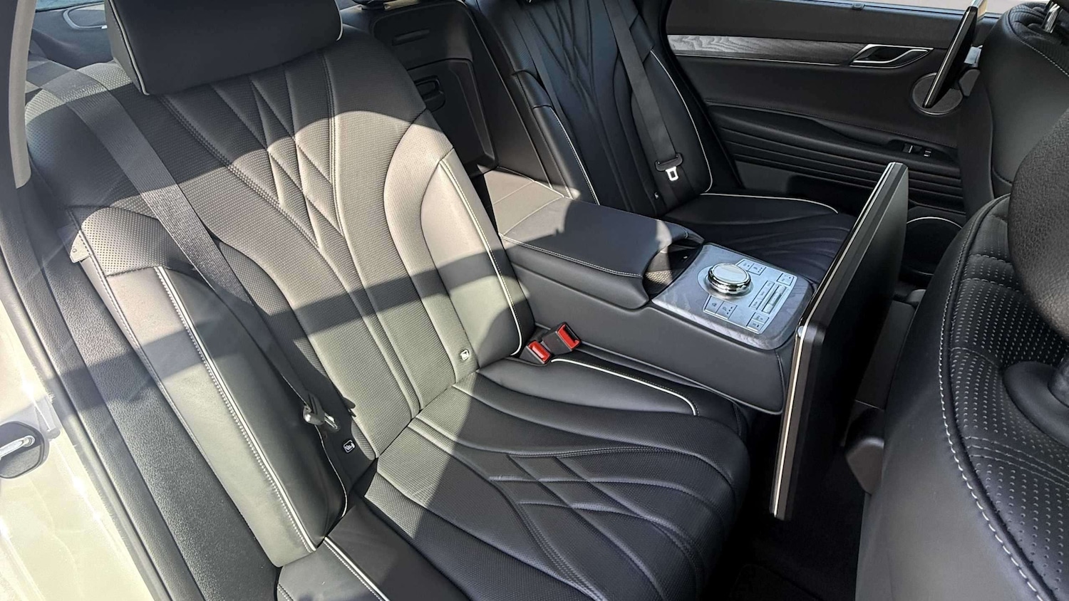 Used Genesis GV60 2026 for sale - 78173526: Photo 6