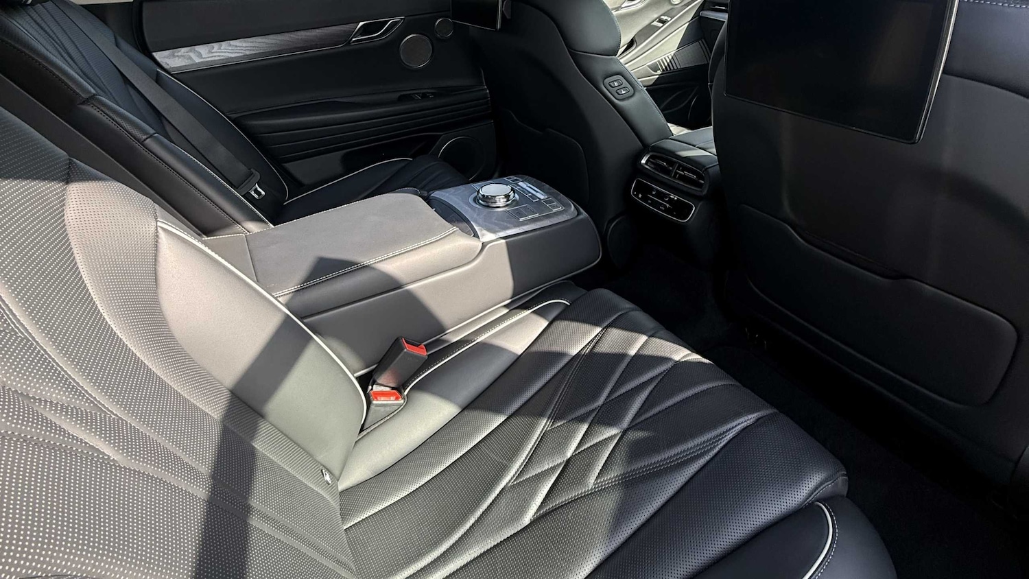 Used Genesis GV60 2026 for sale - 78173526: Photo 7