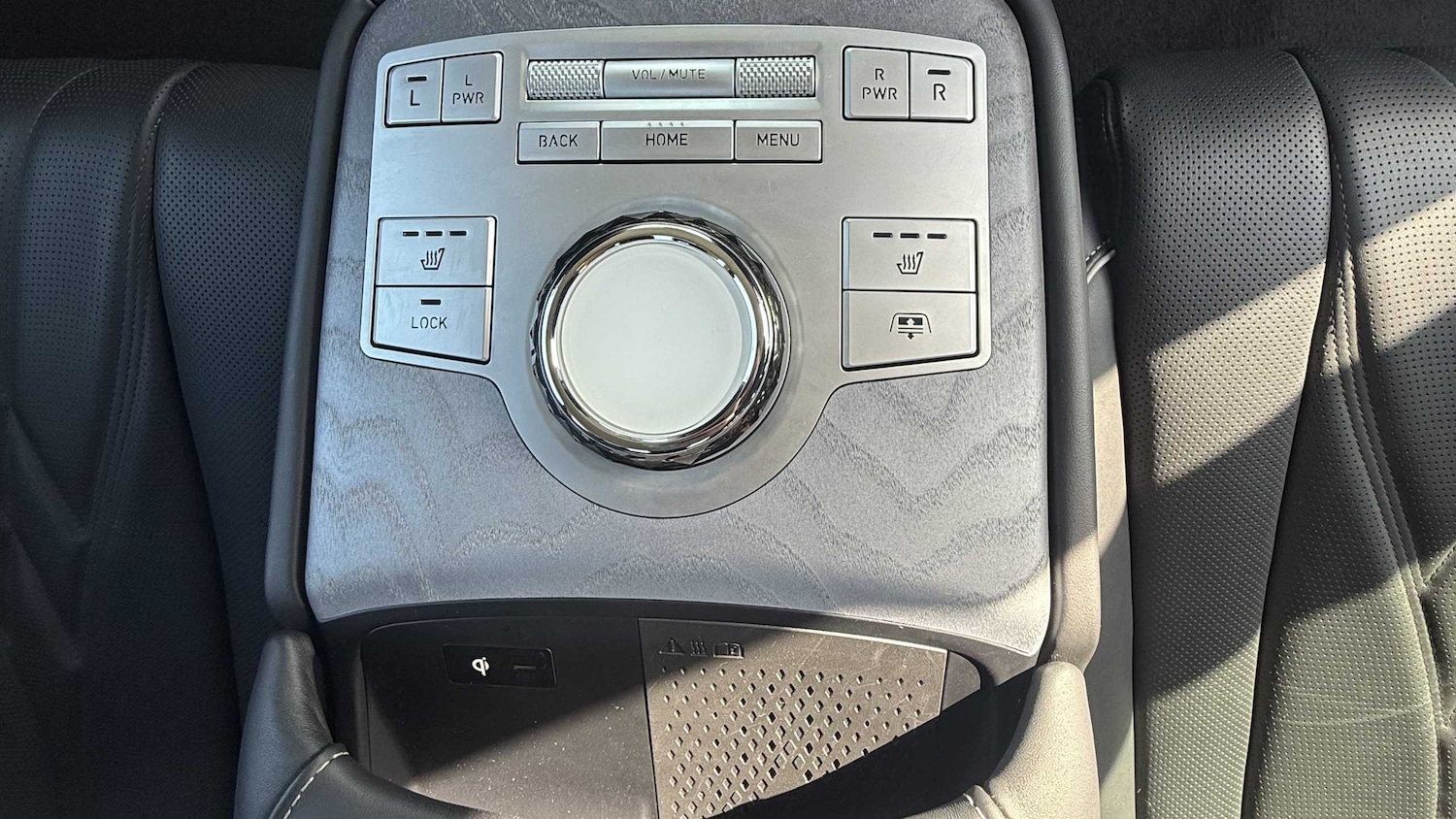 Used Genesis GV60 2026 for sale - 78173526: Photo 8