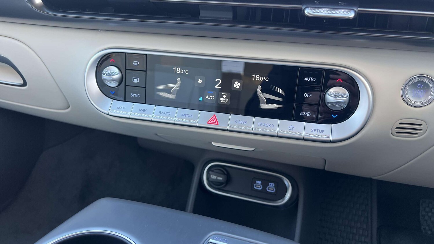 Used Genesis GV60 for sale - 78188053: Photo 17