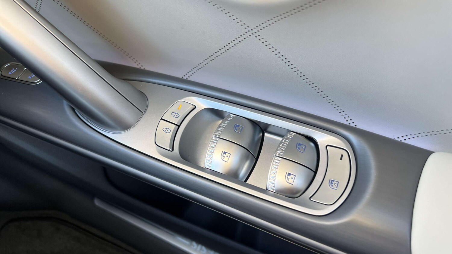 Used Genesis GV60 for sale - 78188053: Photo 18