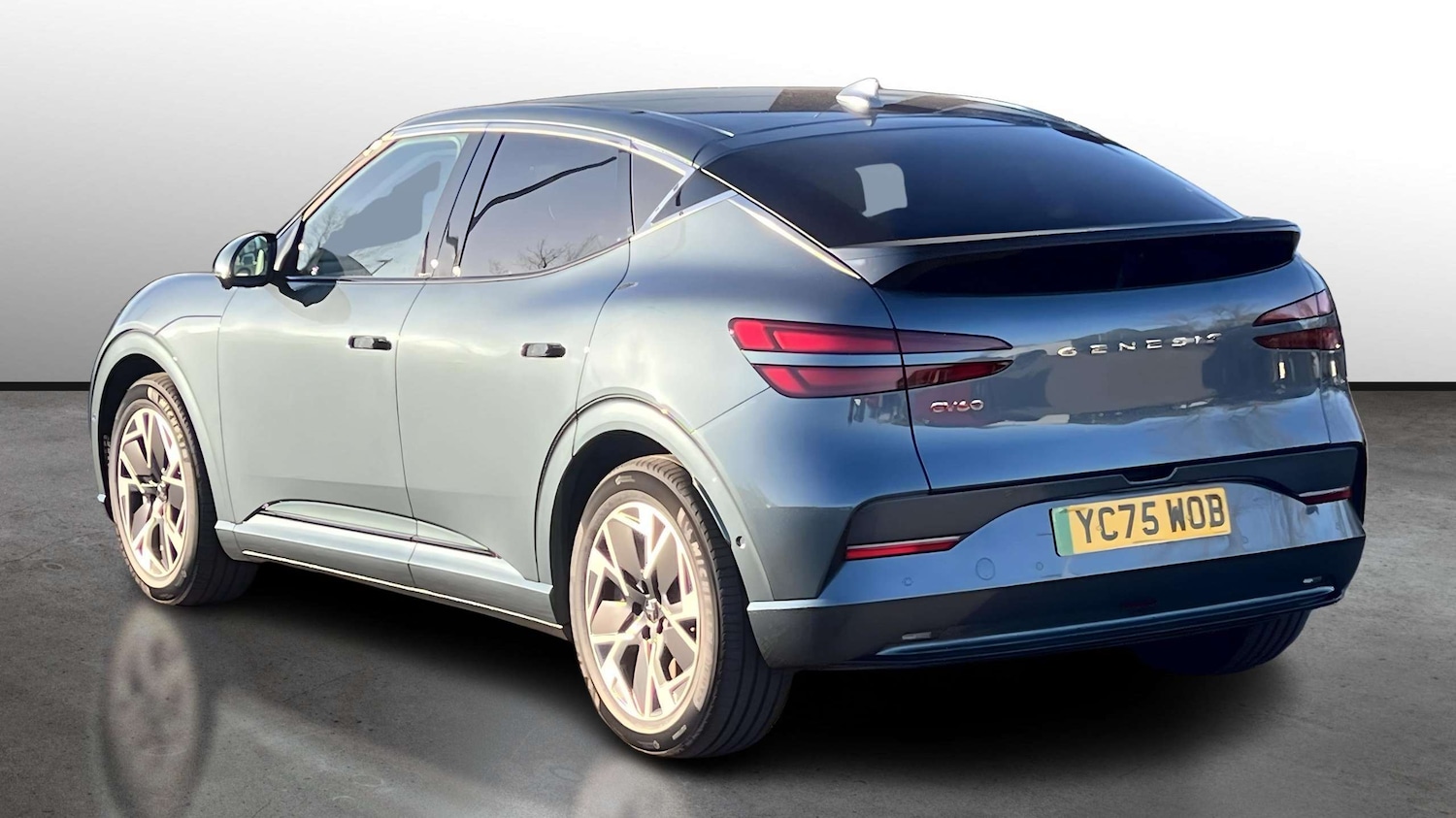 Used Genesis GV60 for sale - 78188053: Photo 2