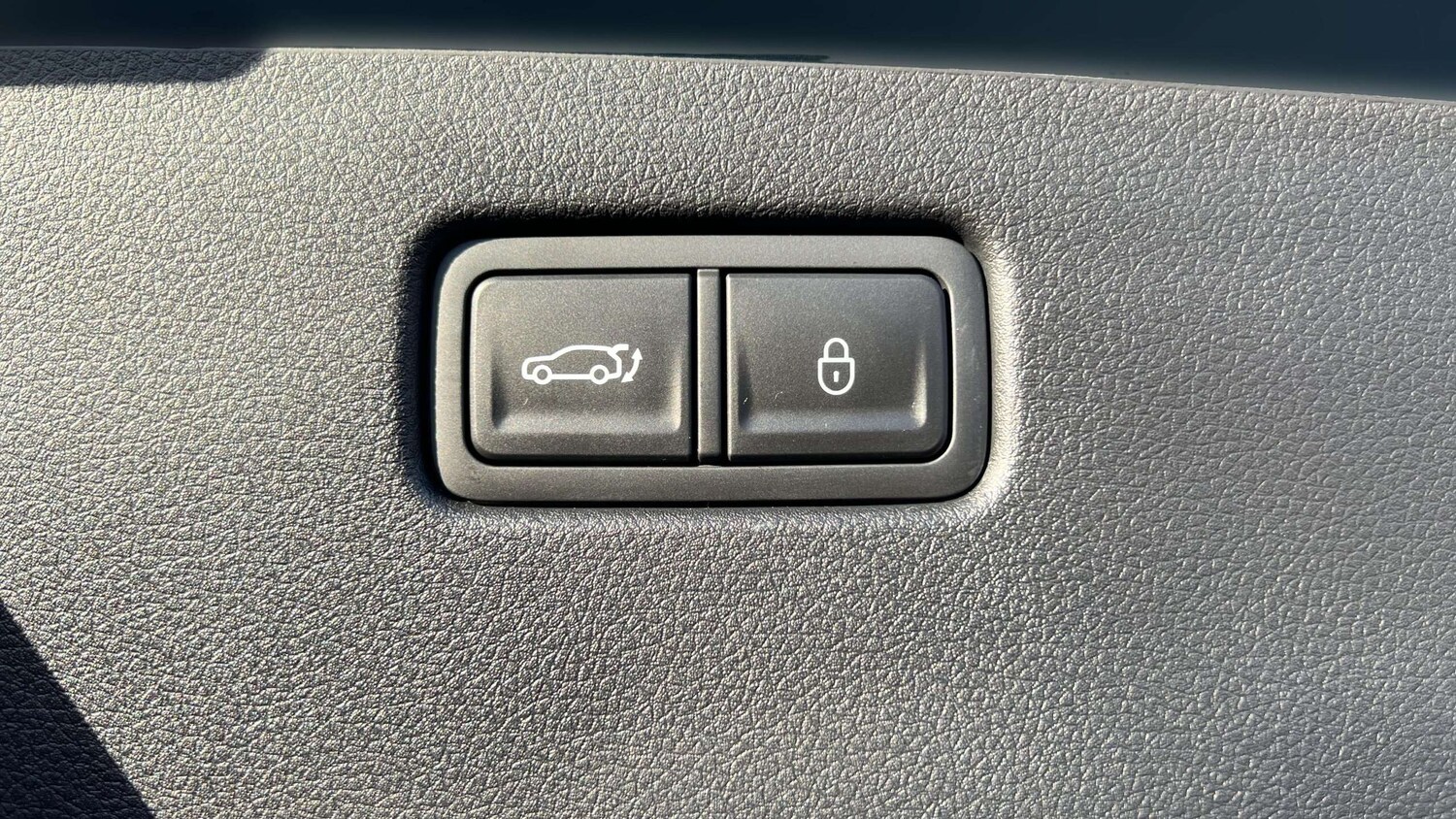 Used Genesis GV60 for sale - 78188053: Photo 22