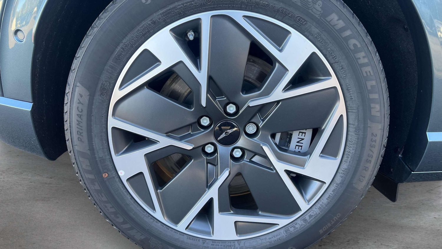 Used Genesis GV60 for sale - 78188053: Photo 3