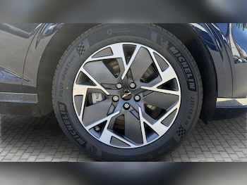 Used Genesis GV70 2026 for sale - 79455721: Photo