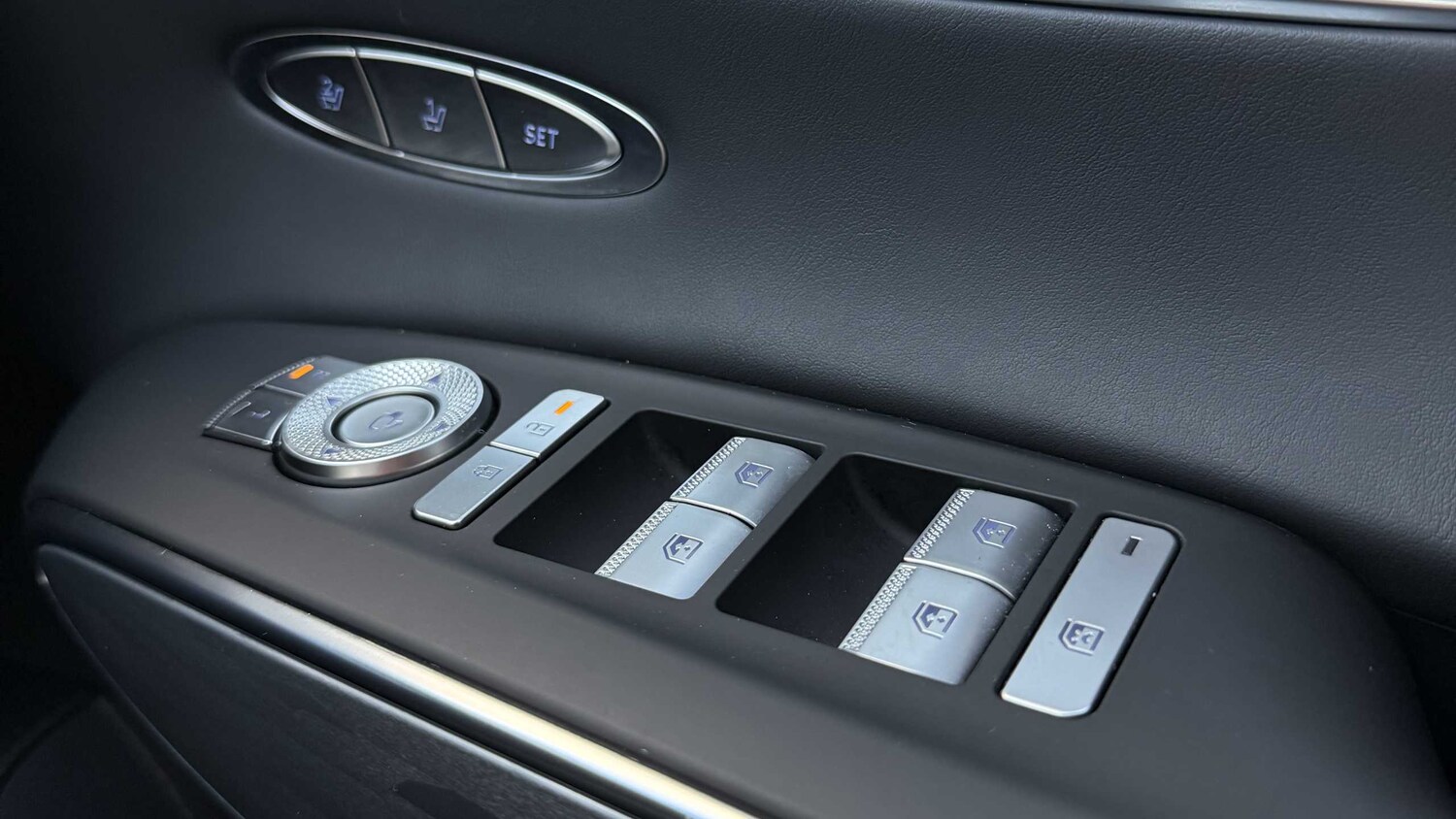 Used Genesis GV70 for sale - 77857093: Photo 19