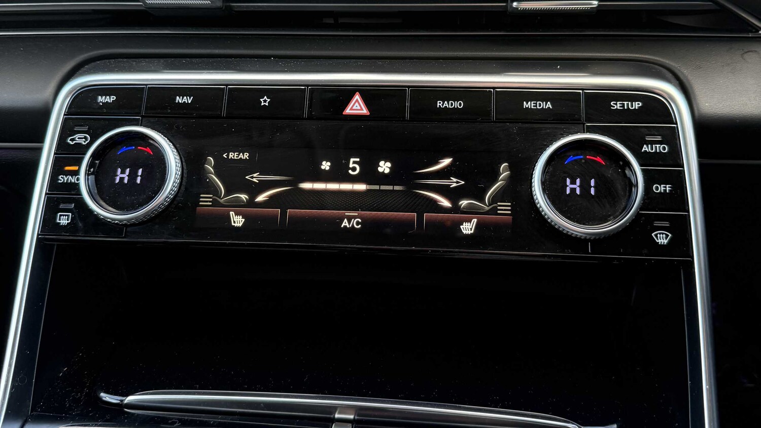 Used Genesis GV80 for sale - 77861119: Photo 16