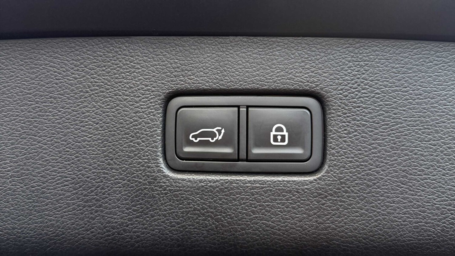 Used Genesis GV80 for sale - 77861119: Photo 8