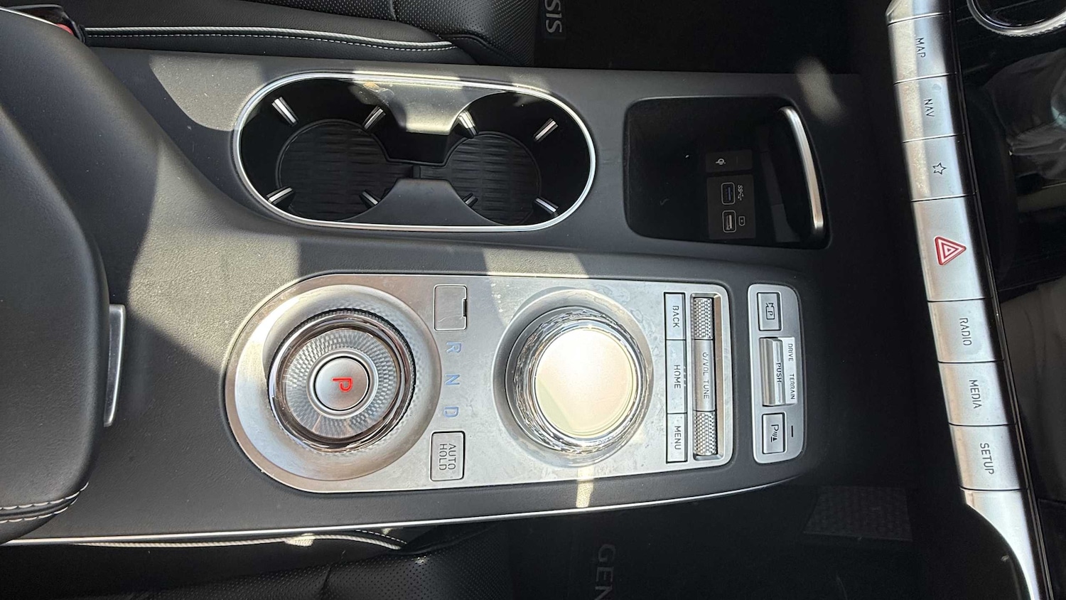 Used Genesis GV70 2023 for sale - 78173928: Photo 13