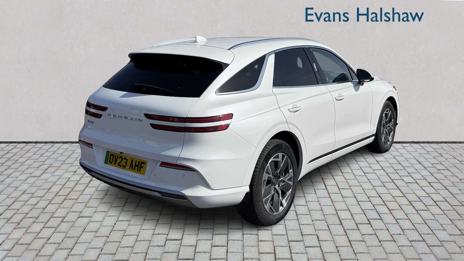 Used Genesis GV70 2023 for sale - 78173928: Photo 2