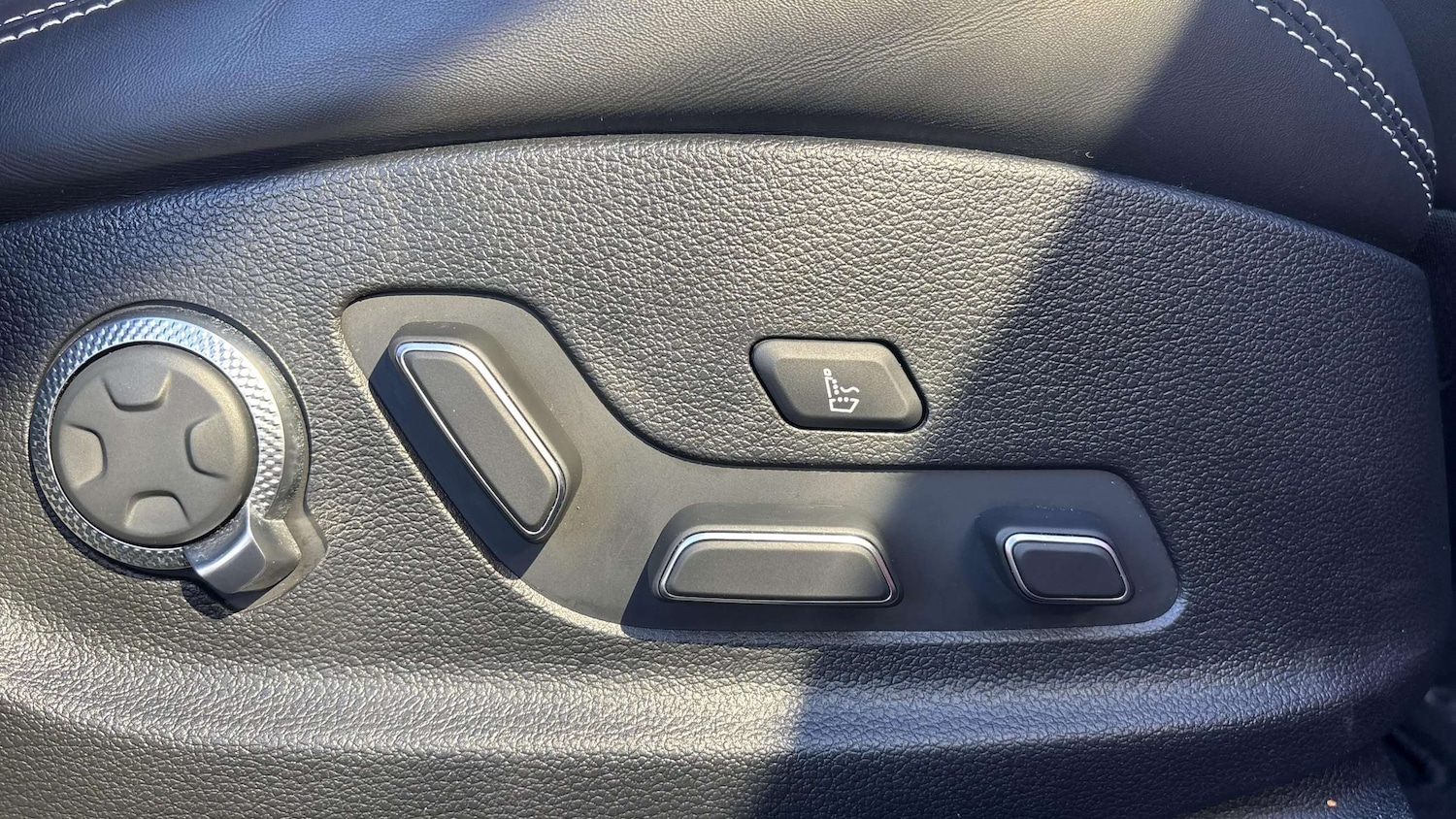 Used Genesis GV70 2022 for sale - 78024073: Photo 27