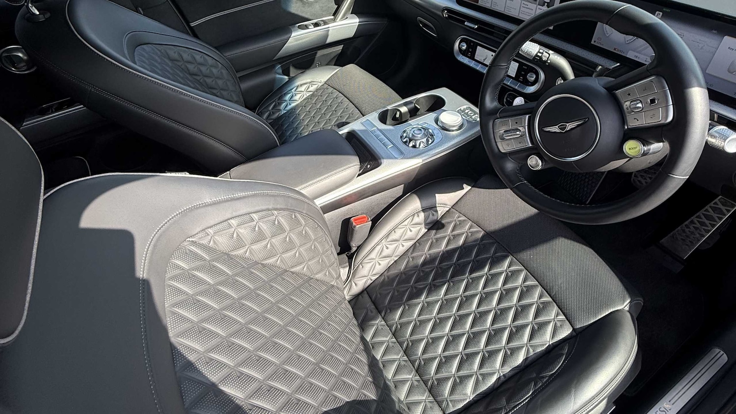 Used Genesis GV60 2024 for sale - 78173798: Photo 12