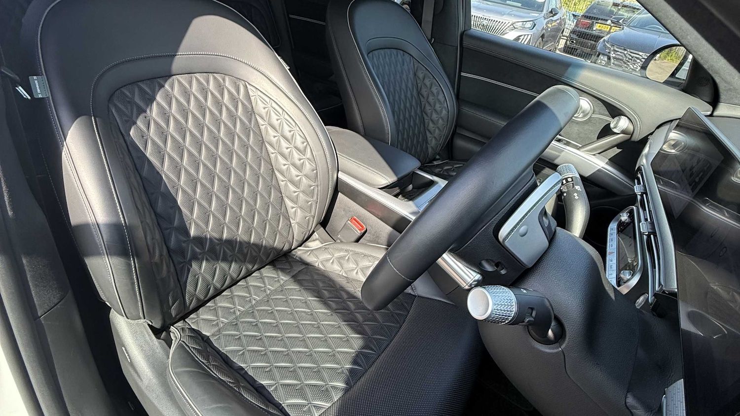 Used Genesis GV60 2024 for sale - 78173798: Photo 13