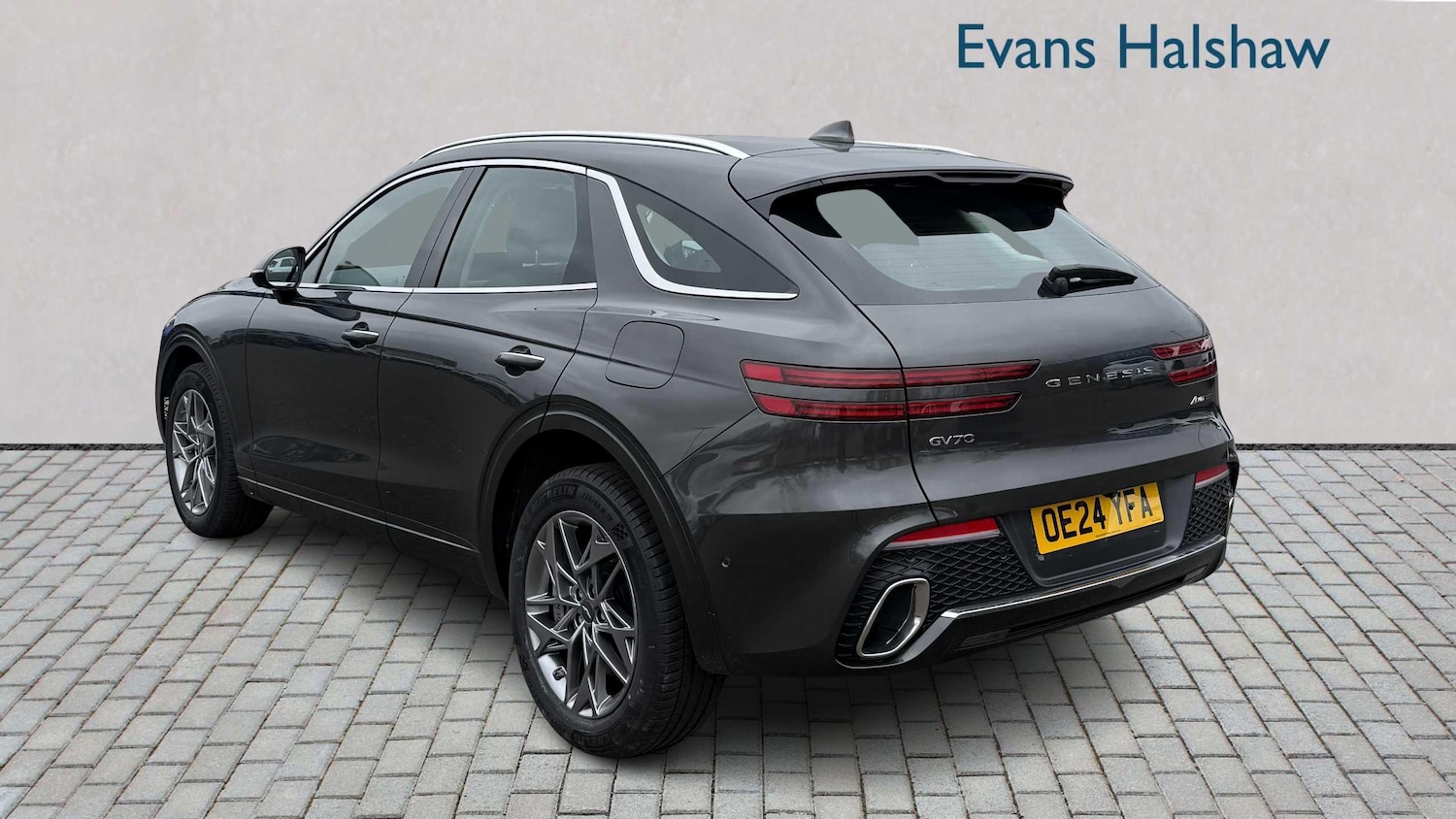 Used Genesis GV70 for sale - 77862465: Photo 2