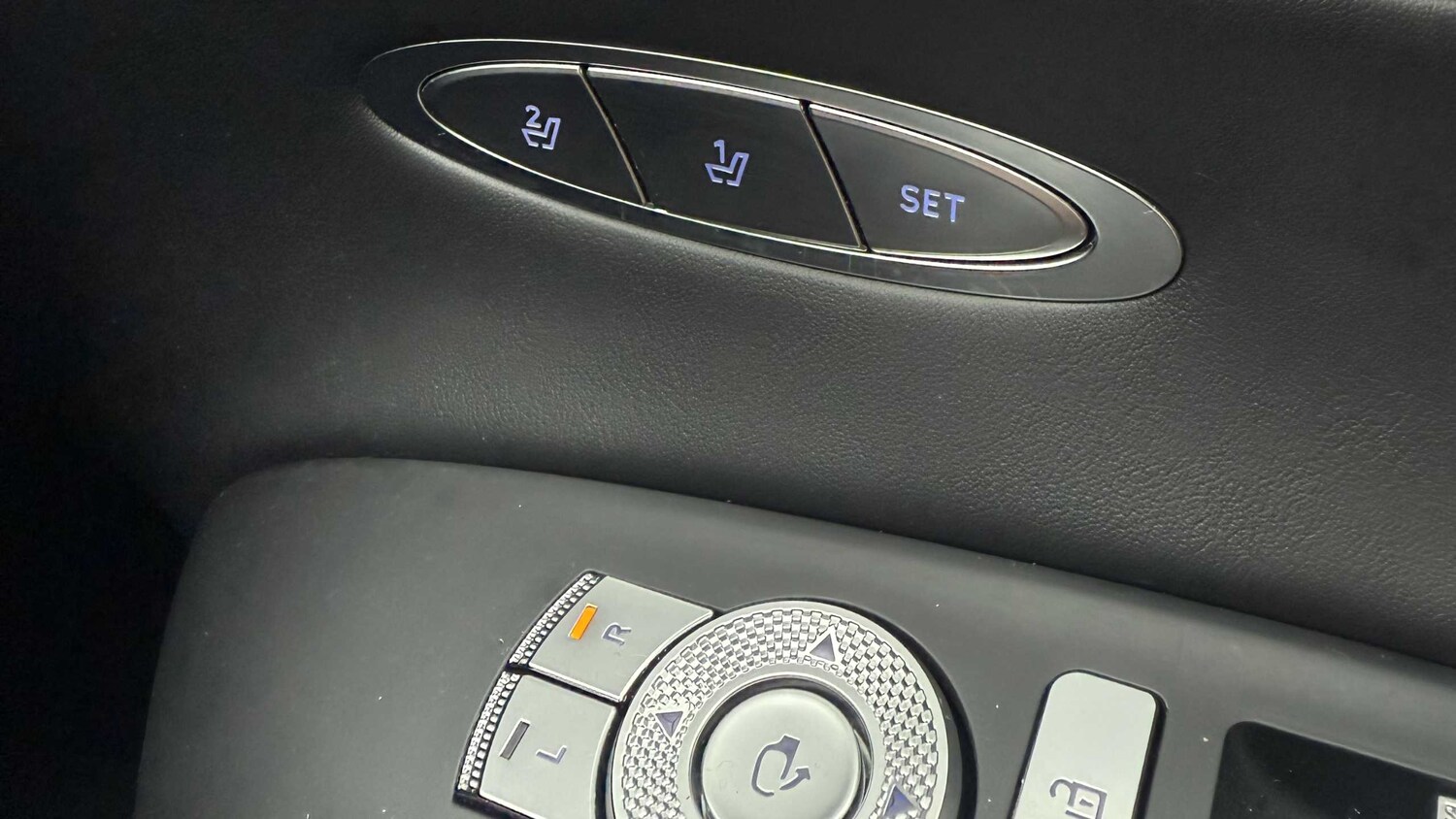 Used Genesis GV70 for sale - 77862465: Photo 20