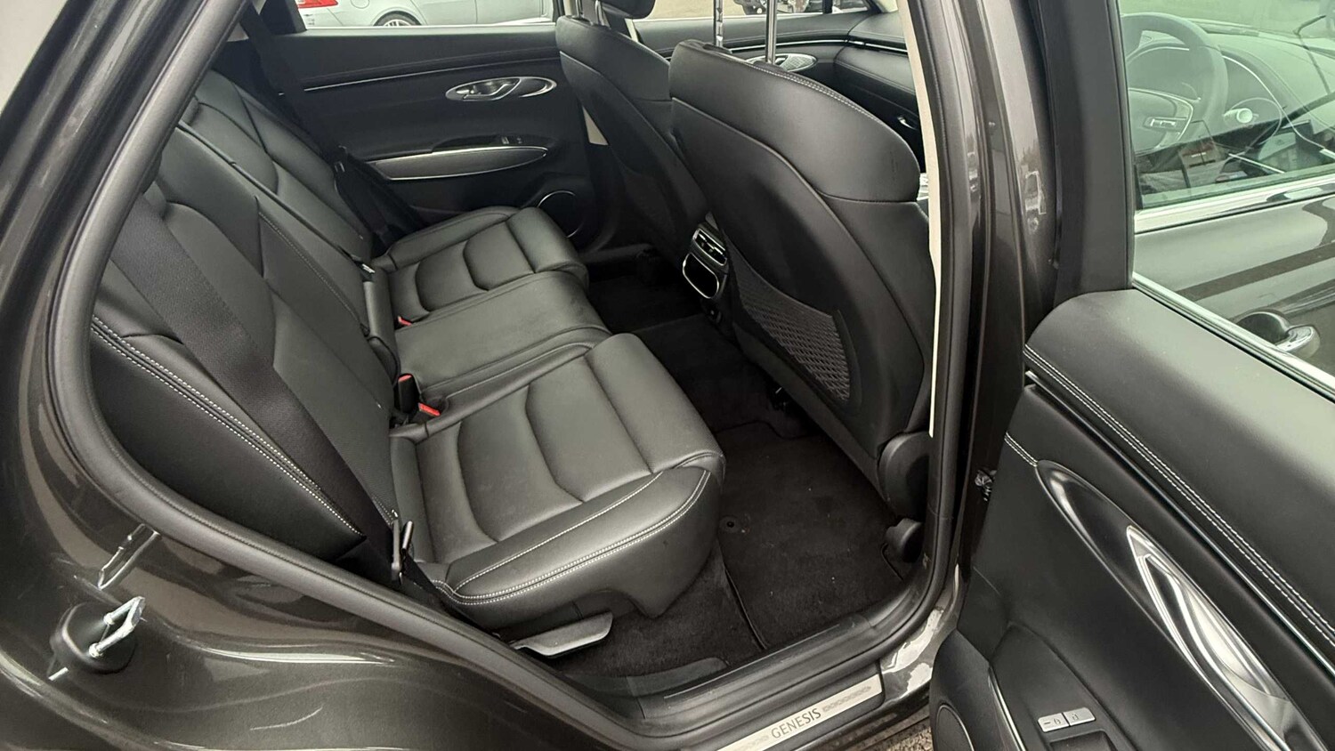 Used Genesis GV70 for sale - 77862465: Photo 8