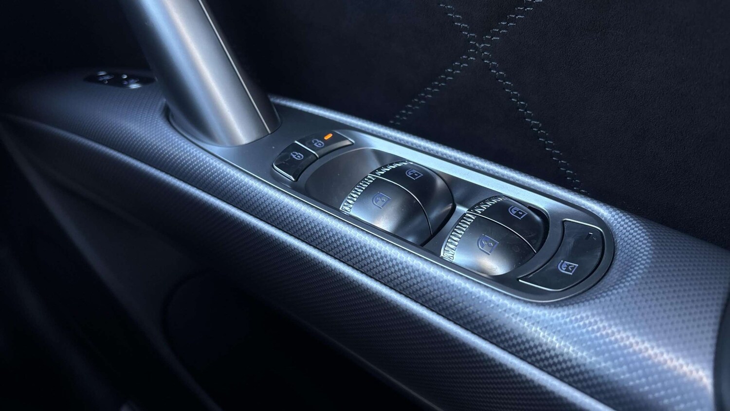 Used Genesis GV60 2025 for sale - 77858645: Photo 18