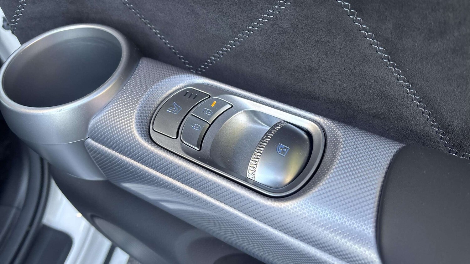 Used Genesis GV60 2025 for sale - 77858645: Photo 23