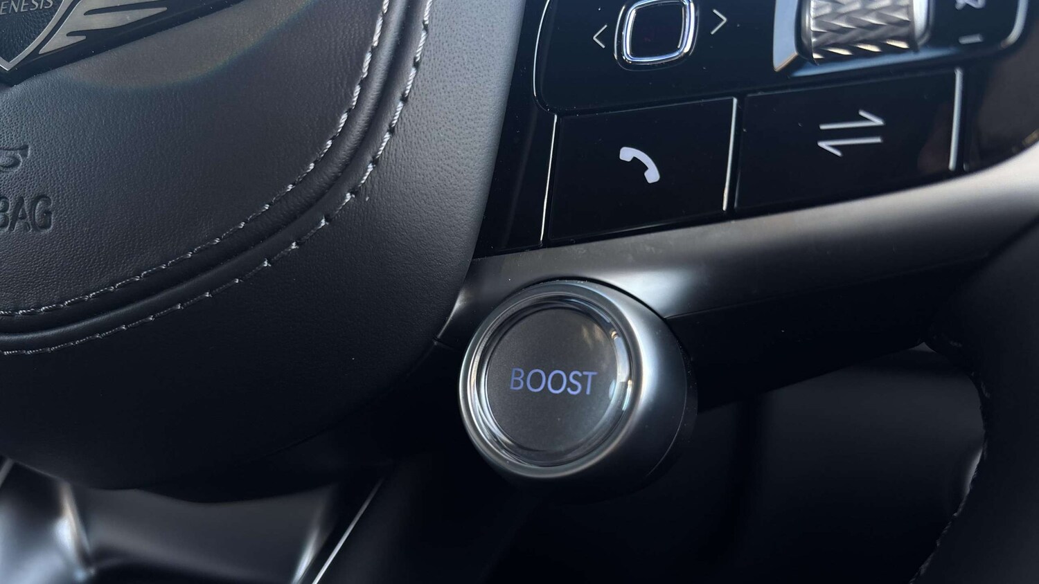 Used Genesis GV60 2025 for sale - 77858645: Photo 27