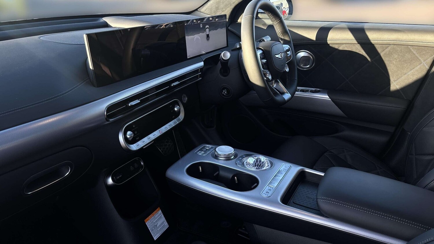 Used Genesis GV60 2025 for sale - 77858645: Photo 8