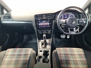 Used Volkswagen Golf 2019 for sale - 75686839: Photo