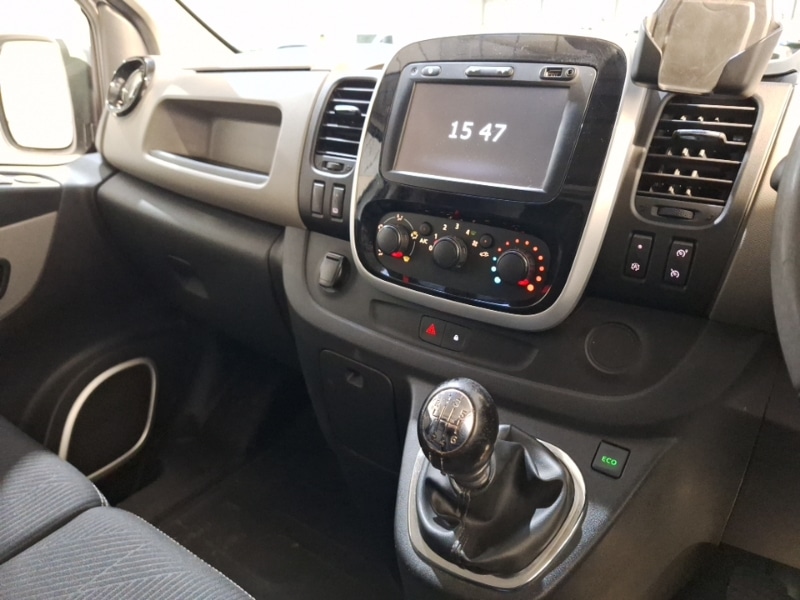 Used Renault Trafic 2018 for sale - 76851630: Photo 11